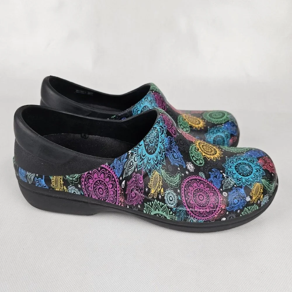 Crocs Neria Pro II Women Clog Colorful Paisley Comfort Slip Resistant Work Nurse - Picture 6 of 8